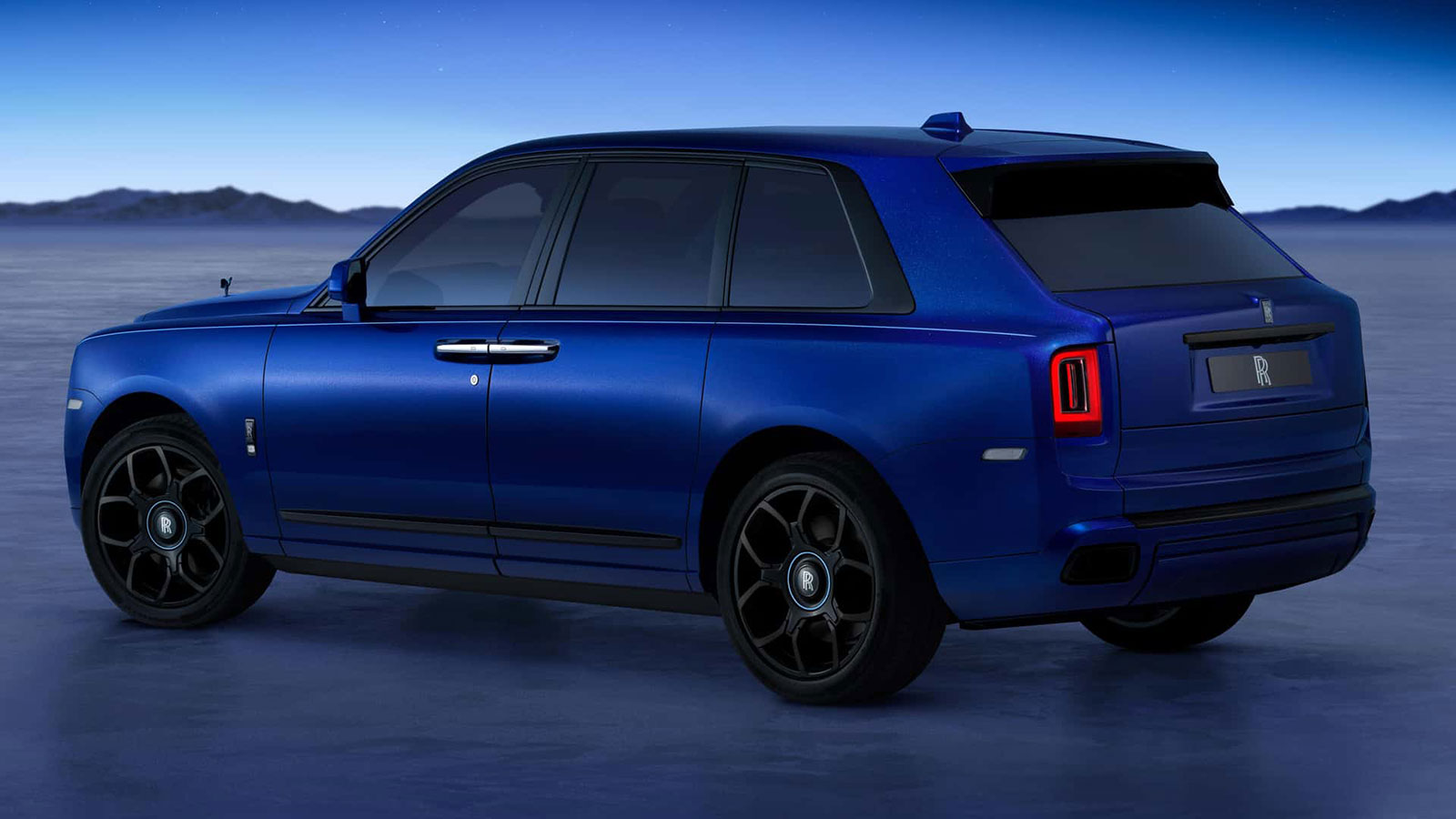 Η νέα Rolls-Royce Cullinan έρχεται από το... διάστημα!